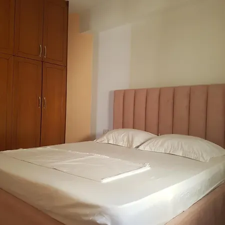 Aldo's Apartments-beachfront Retreat * Σαράντα