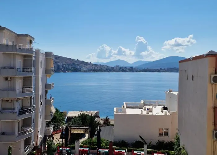 Aldo's Apartments-beachfront Retreat