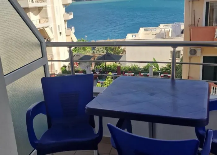 Aldo's Apartments-beachfront Retreat Σαράντα