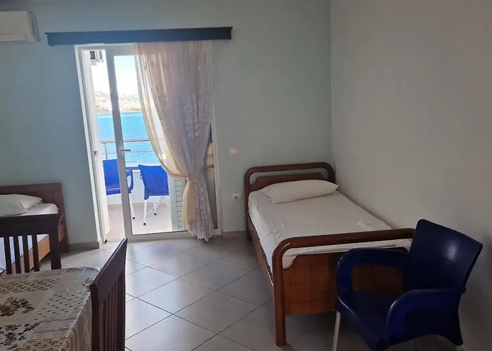 Διαμέρισμα Aldo's Apartments-beachfront Retreat Σαράντα