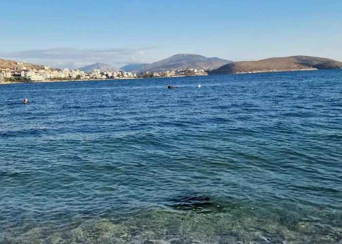 Διαμέρισμα Aldo's Apartments-beachfront Retreat Σαράντα